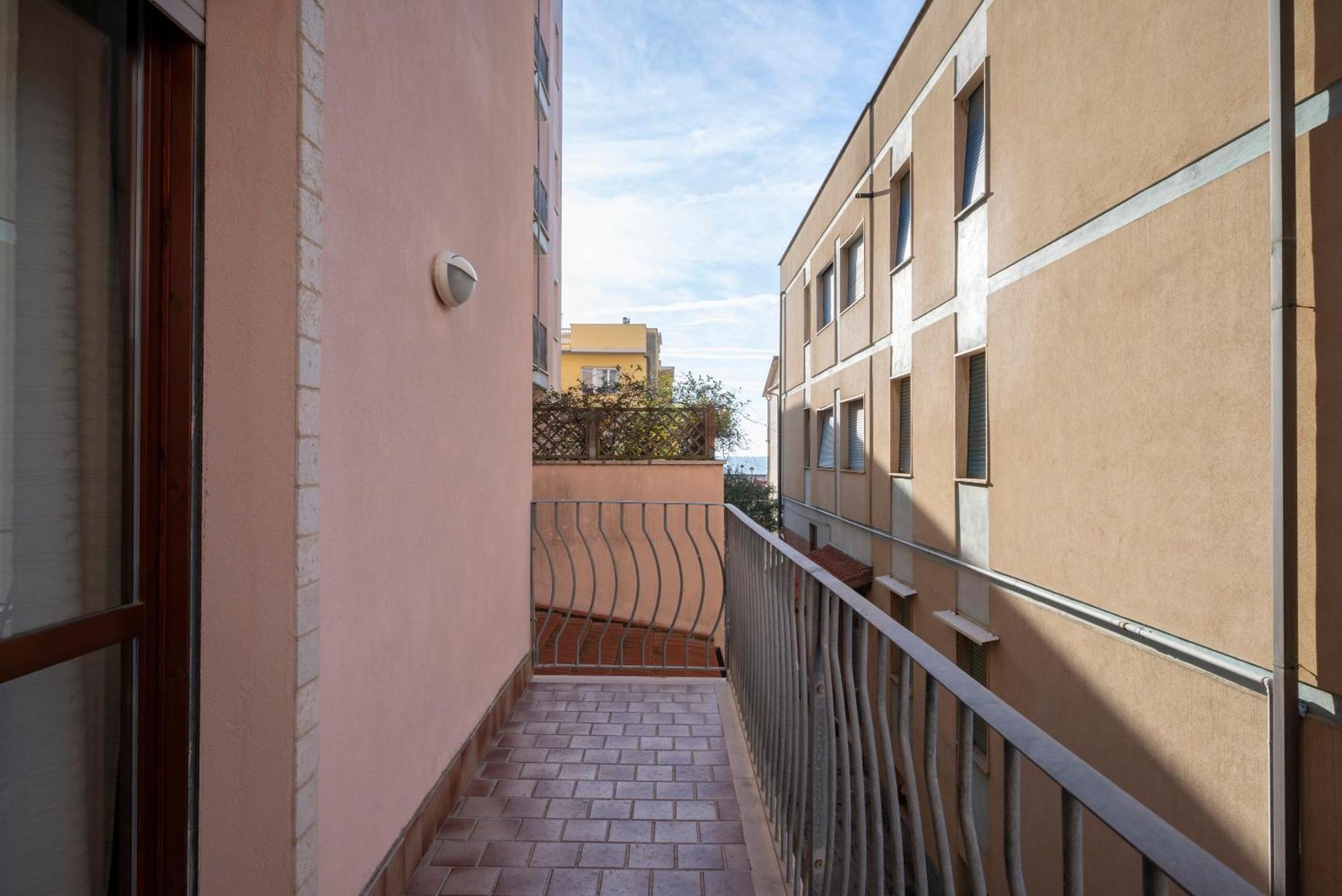 Lola Piccolo Hotel E Appartamenti Marina di Grosseto Exterior foto
